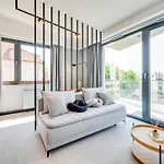 Sunset By Oneapartments Daire *